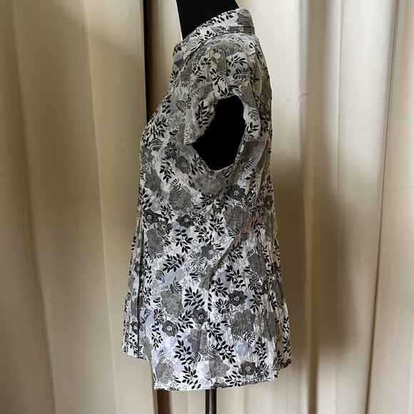 ❤️3/$15❤️ Fred David Petite blouse - Picture 7 of 9